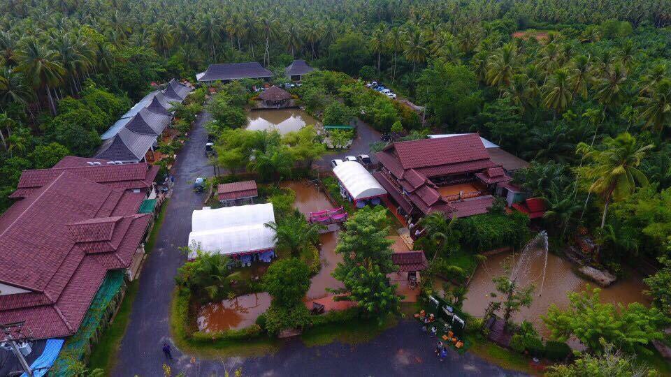 Ruean Thai Nai Bang By Pansak Resort Surat Thani Esterno foto