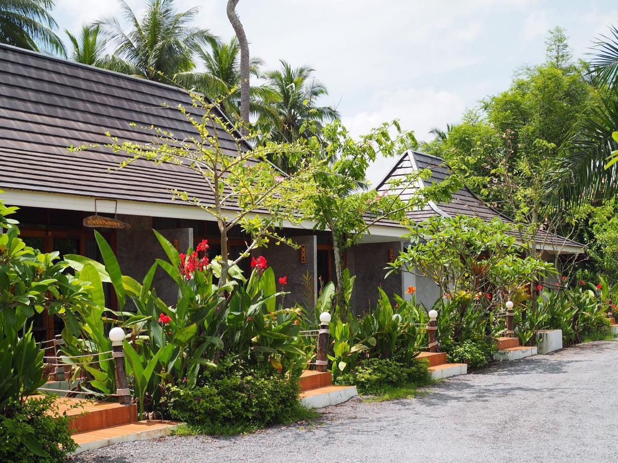 Ruean Thai Nai Bang By Pansak Resort Surat Thani Esterno foto